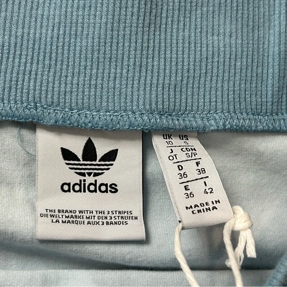 NWT Adidas Originals Camo Mini Skirt‎ Blue Size Small Women’s